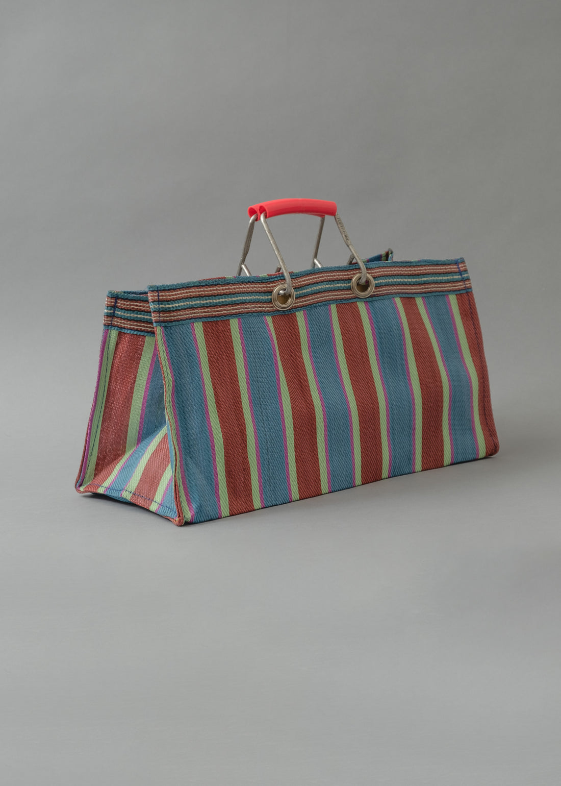SAC TOTE RAYÉ - WIDE - ROUGE & BLEU - PLASTIQUE RECYCLÉ - PUEBCO