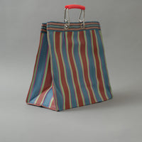 SAC TOTE RAYÉ - CARRÉ - ROUGE & BLEU - PLASTIQUE RECYCLÉ - PUEBCO