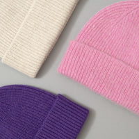 BONNET "BARRA" UNISEXE - LAINE D'AGNEAU / ANGORA - TONS VIFS - MACKIE