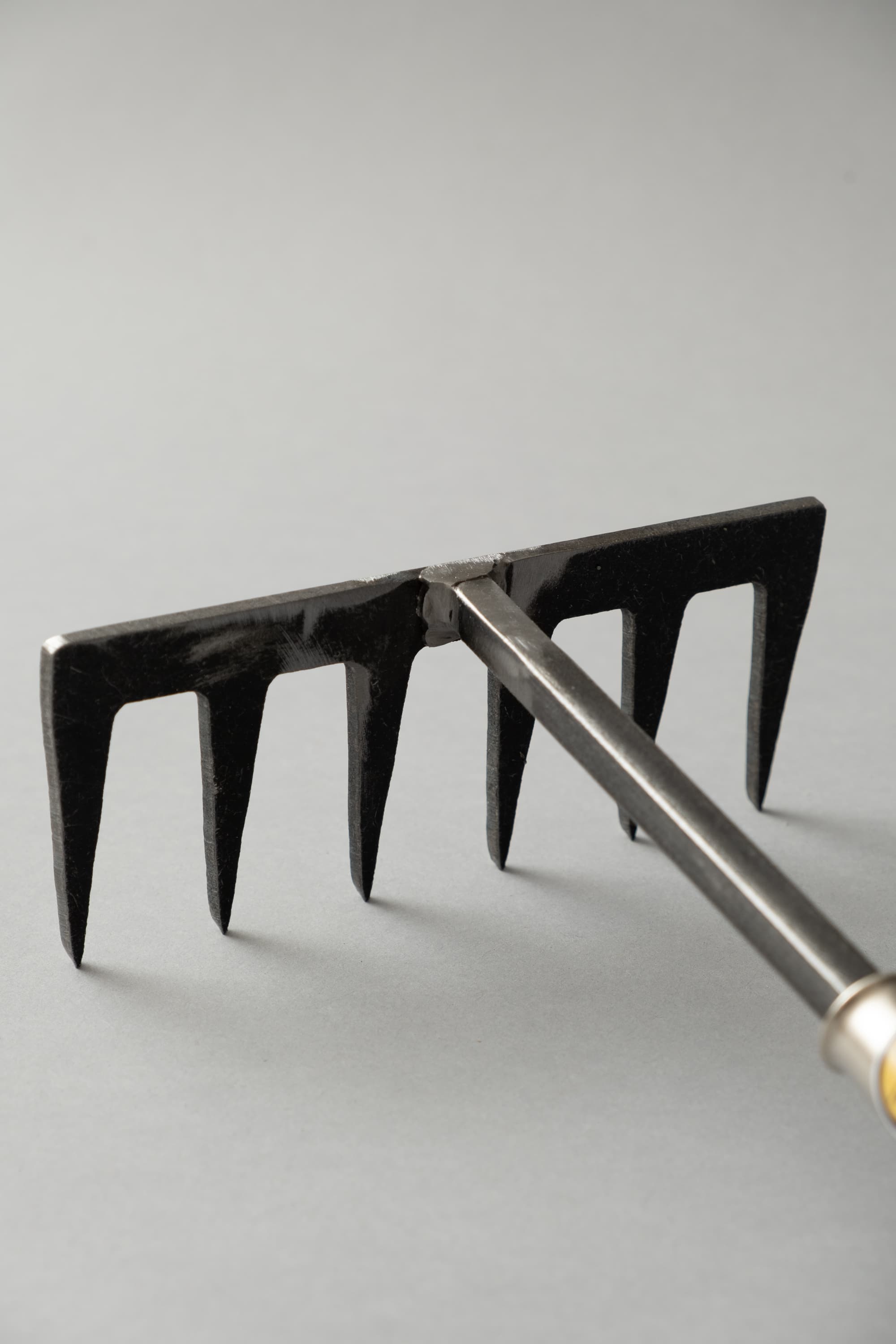 Rateau à main forgé artisanalement - Red Pig Tools – MAGASIN VIVANT!