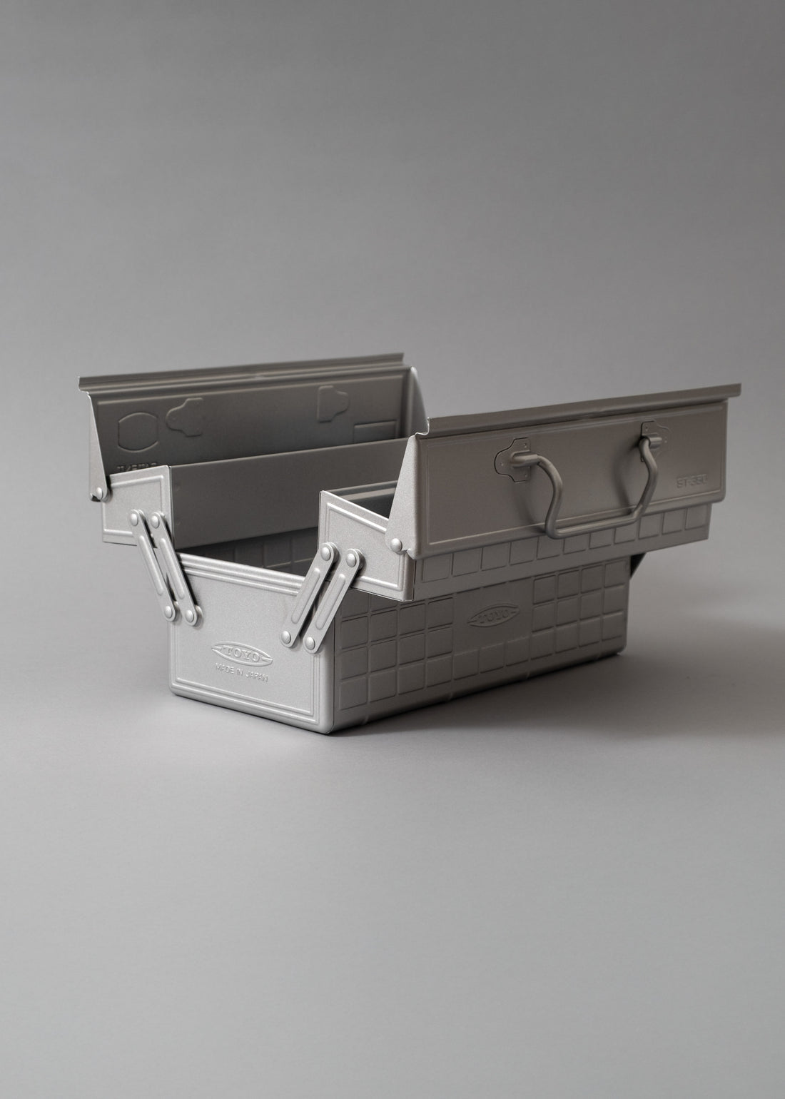 BOITE A OUTILS - ST 350 - SILVER - TOYO STEEL