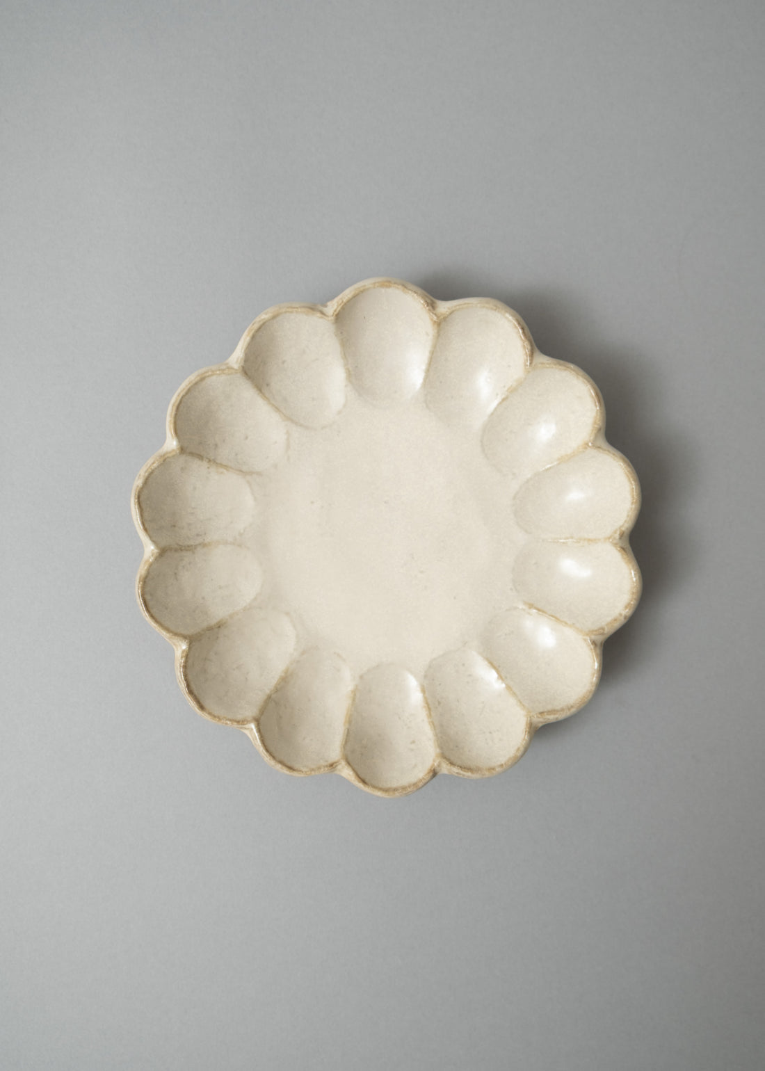 ASSIETTE EN PORCELAINE - "RINKA" - 22 CM - KANEKO KOHYO POTTERY