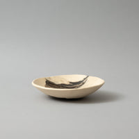 ASSIETTE EN TERRE MÊLÉE - "SERIE MANGEOIRES" - NATUREL - LÉA BALDASSARI X MAGASIN VIVANT!