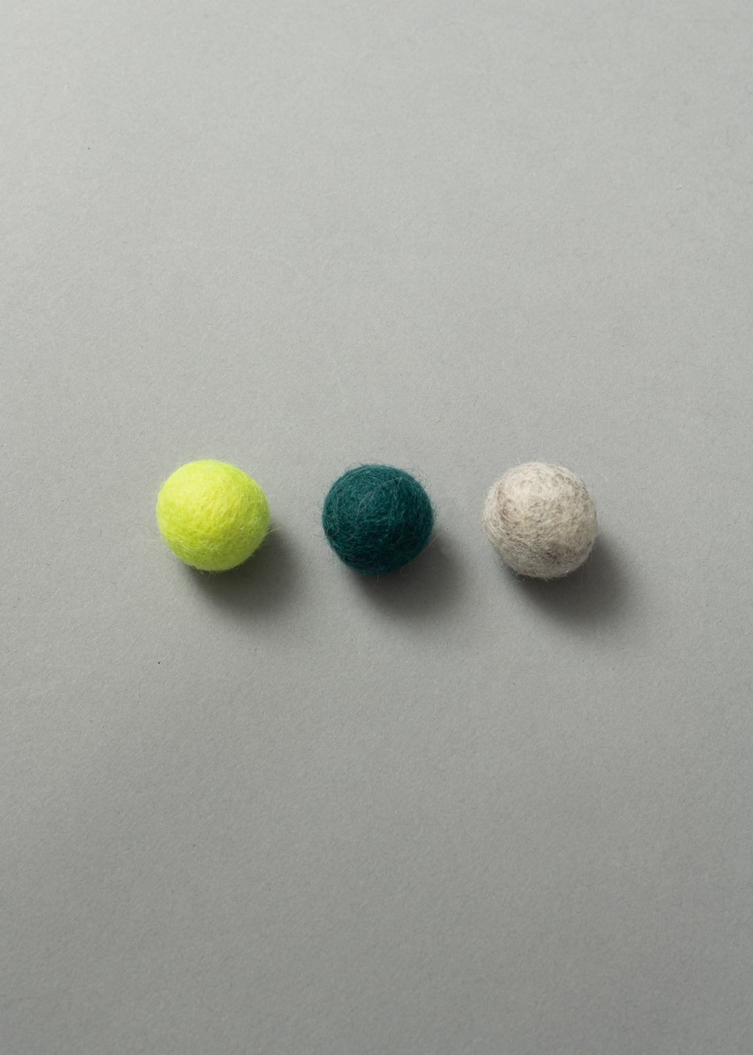 SAC DE 40 BOULES POUR LANCE-PIERRE - LAINE FEUTREE - LUCISTNICE