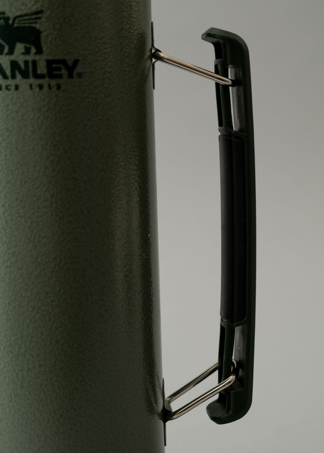 BOUTEILLE ISOTHERME - 1 L - LEGENDARY CLASSIC - GREEN - STANLEY