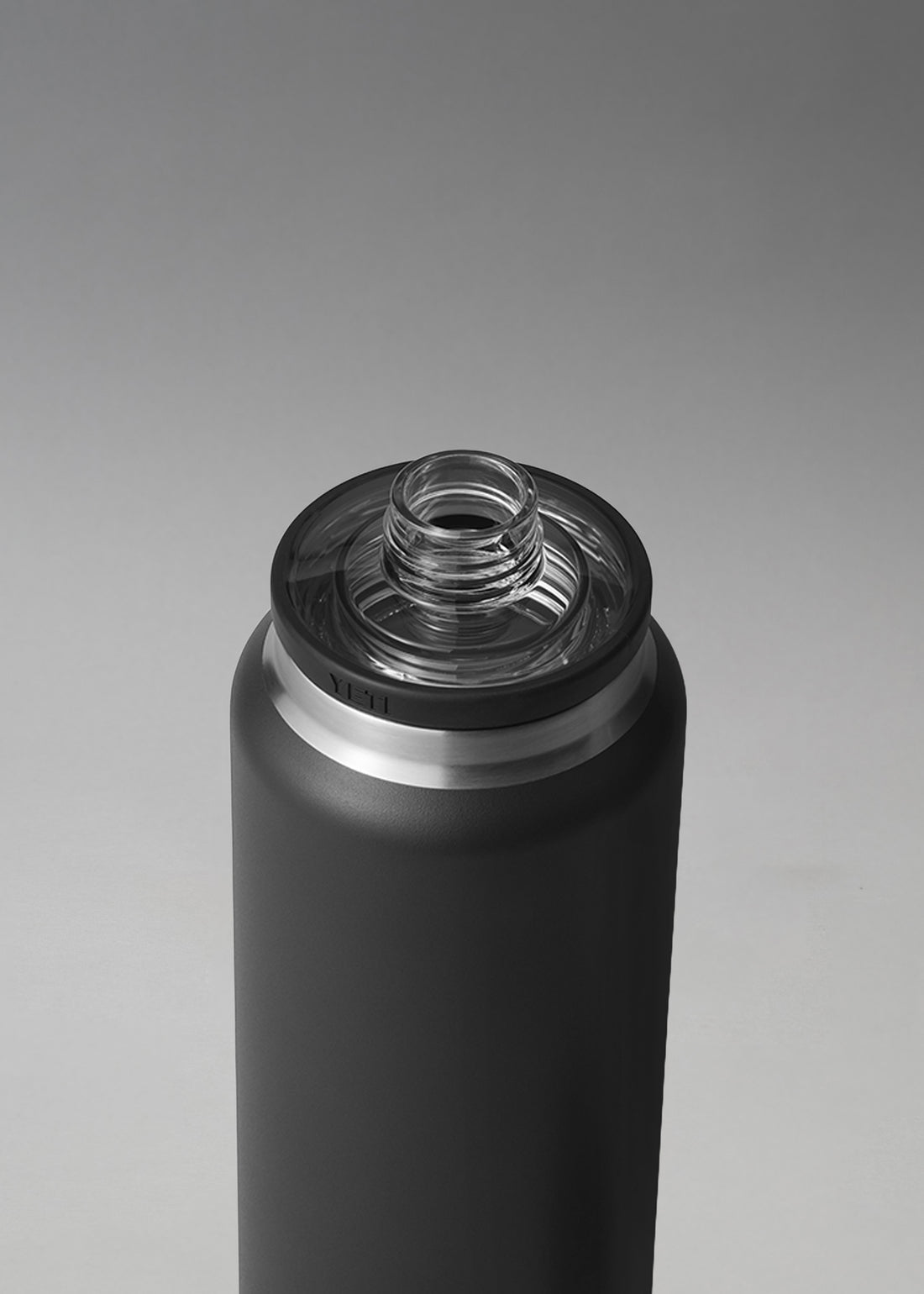 BOUTEILLE ISOTHERME - RAMBLER 36 OZ BOTTLE - BOUCHON CHUG - 1 L - BLACK - YETI