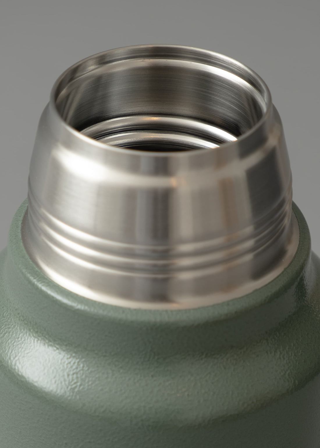 BOUTEILLE ISOTHERME - 1,9 L - LEGENDARY CLASSIC - STANLEY