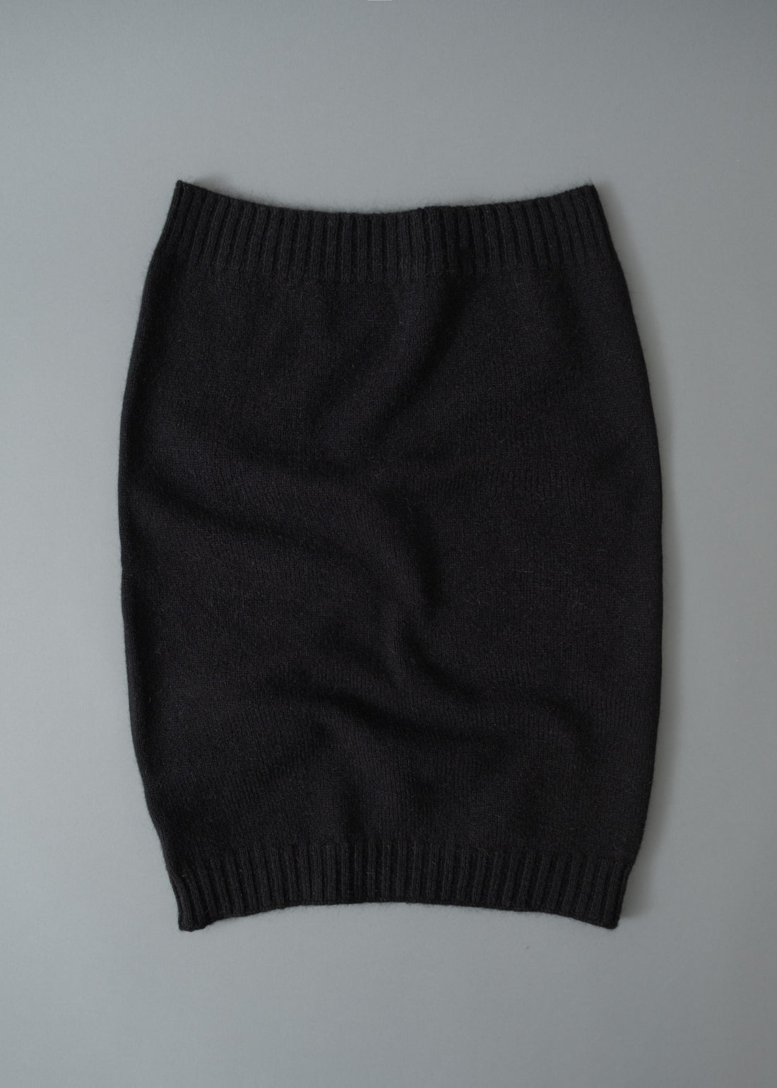 CACHE COL "STEWARTON" UNISEXE - LAINE D'AGNEAU / ANGORA - BLACK - MACKIE