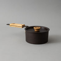 CASSEROLE EN FER NOIR AVEC COUVERCLE - POIGNÉE AMOVIBLE - GLAMPING POT - ⌀ 15 cm - NETHERTON FOUNDRY