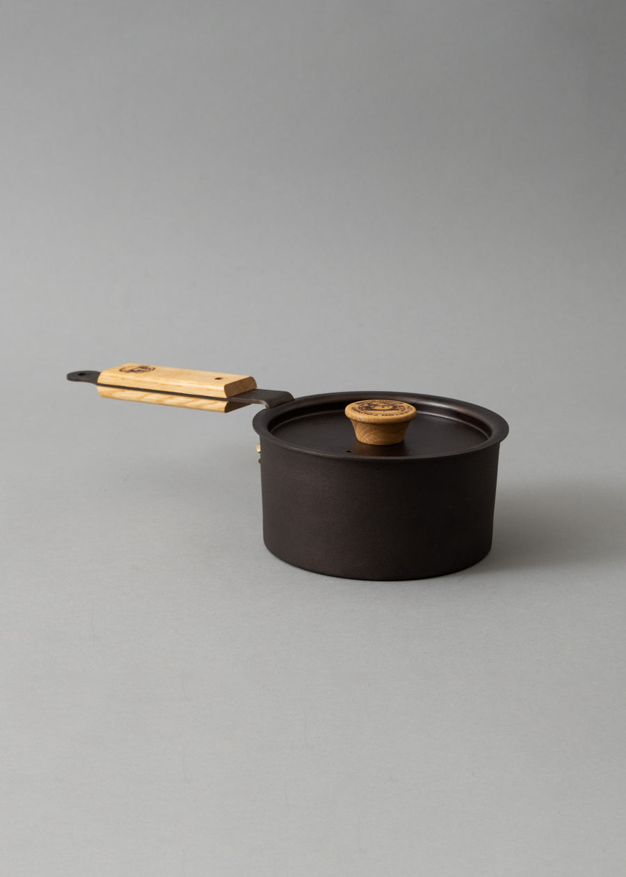 CASSEROLE EN FER NOIR AVEC COUVERCLE - POIGNÉE AMOVIBLE - GLAMPING POT - ⌀ 15 cm - NETHERTON FOUNDRY