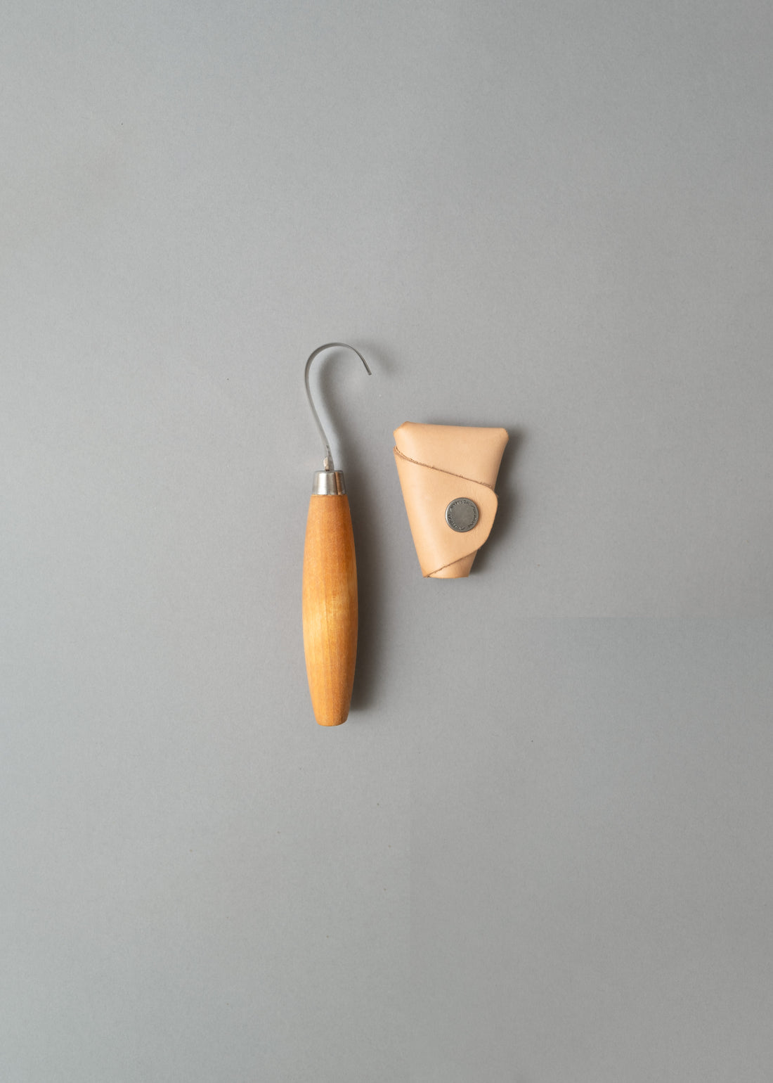 COUTEAU CROCHE GAUCHER pour sculpter le bois, avec étui en cuir - carving hook 164 - MORAKNIV