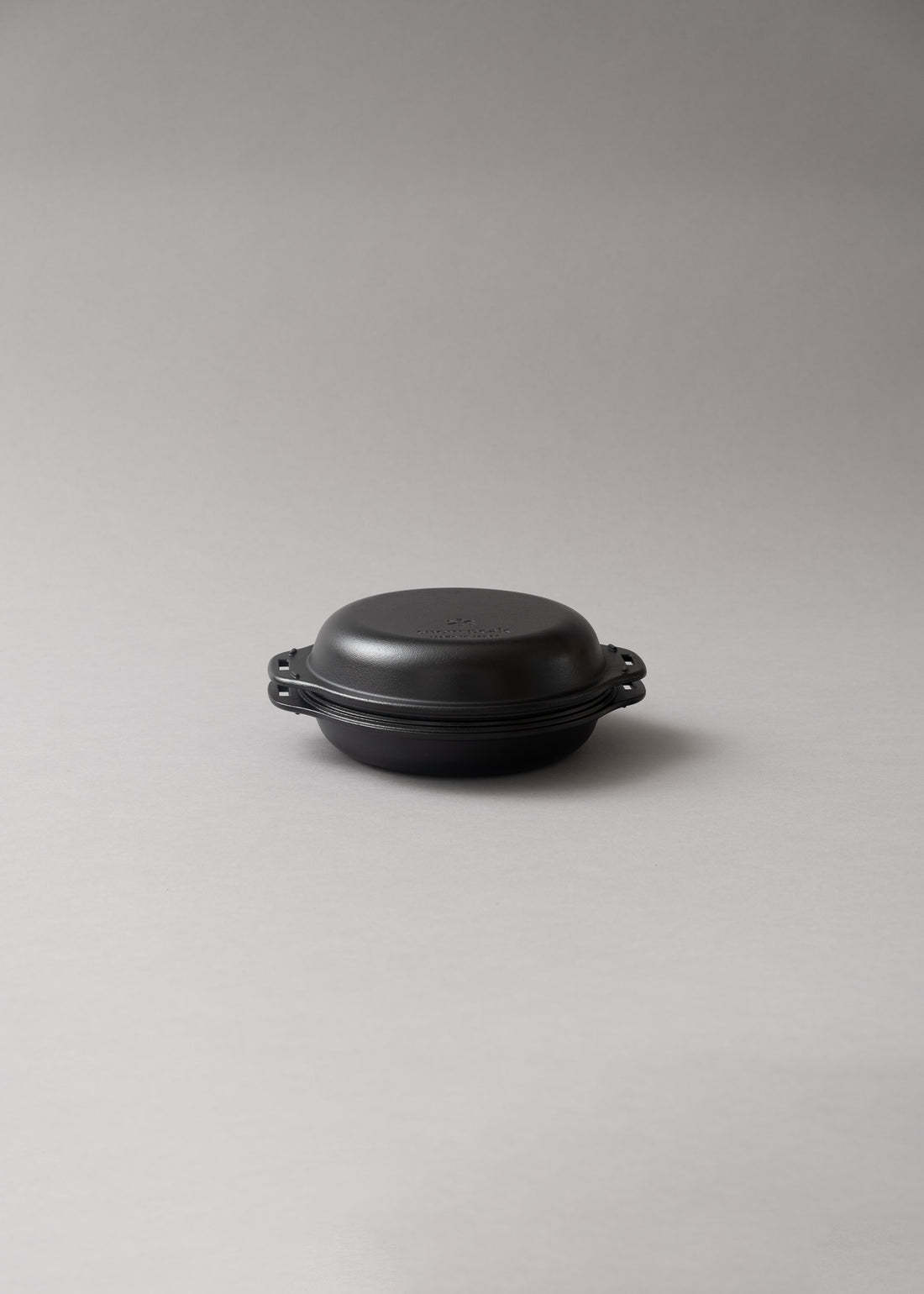 PACK DUO EN FONTE - COCOTTE / POELE / ASSIETTES - SNOW PEAK