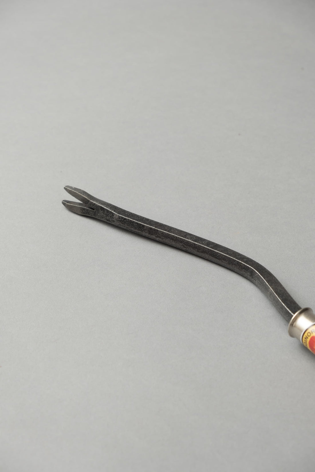 Coupe-racine / Arrache-Pissenlit forgé à la main - Red Pig Tools