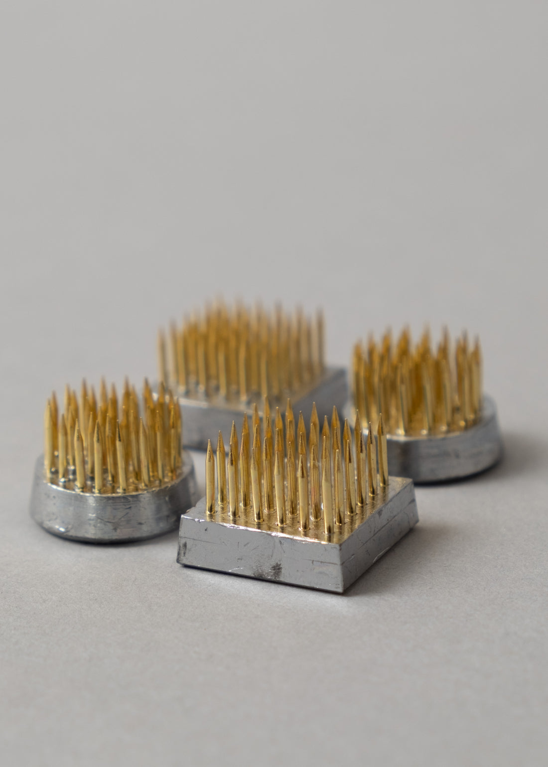 ENSEMBLE DE 4 MINI PIQUE-FLEURS  - MINI KENZAN SET - NIWAKI