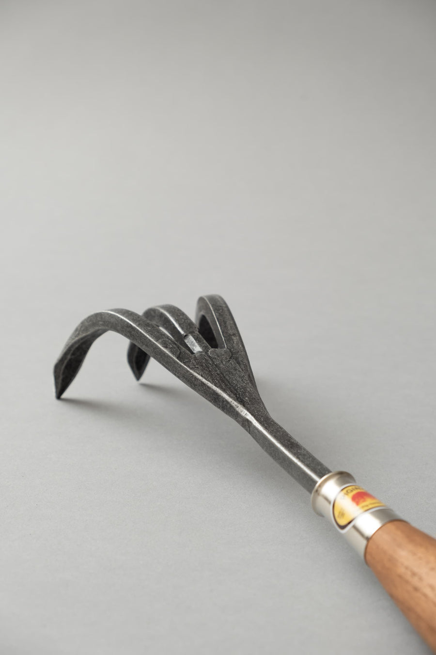 Griffe de jardin forgée à la main - Red Pig Tools