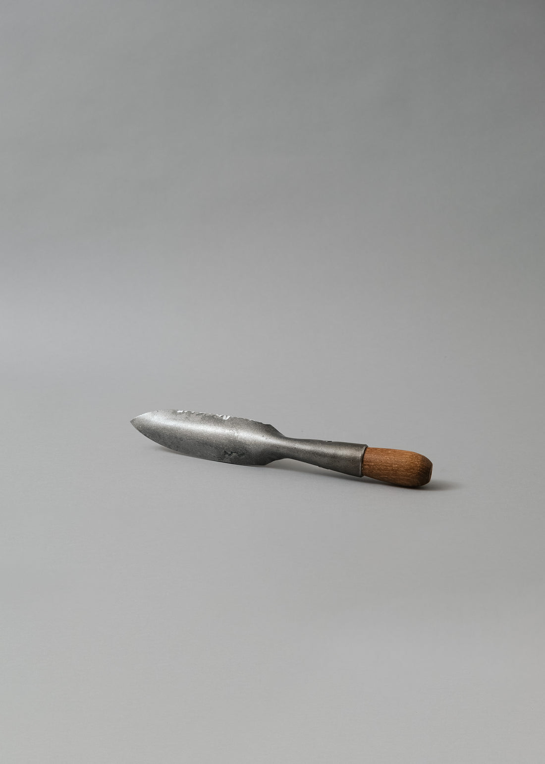 HORI HORI - PLANTOIR MULTIFONCTION  FORGÉ À LA MAIN - RED PIG TOOLS