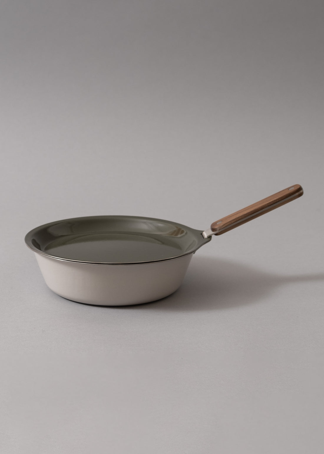 FORIS PLATE - ASSIETTE / POÊLE / COUVERCLE - 19,5 CM - ASH GREEN - KINTO