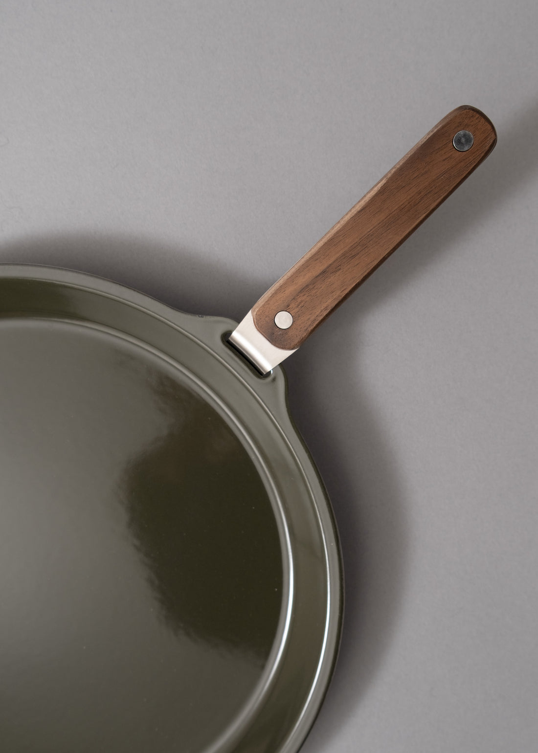 FORIS PLATE - ASSIETTE / POÊLE - 26 CM - ASH GREEN - KINTO