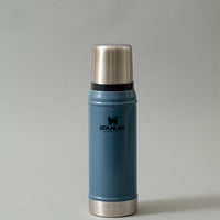 BOUTEILLE ISOTHERME - 0,75 L - LEGENDARY CLASSIC - LAKE - STANLEY