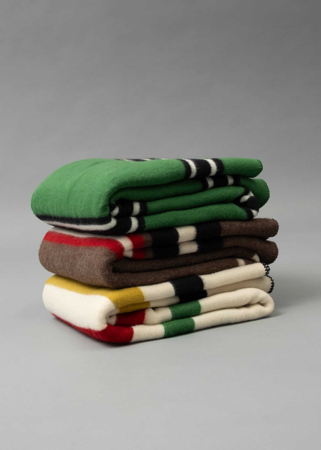 PLAID XXL - LAINE BULGARE - 200 X 160 CM - BRUN - MAGASIN VIVANT!