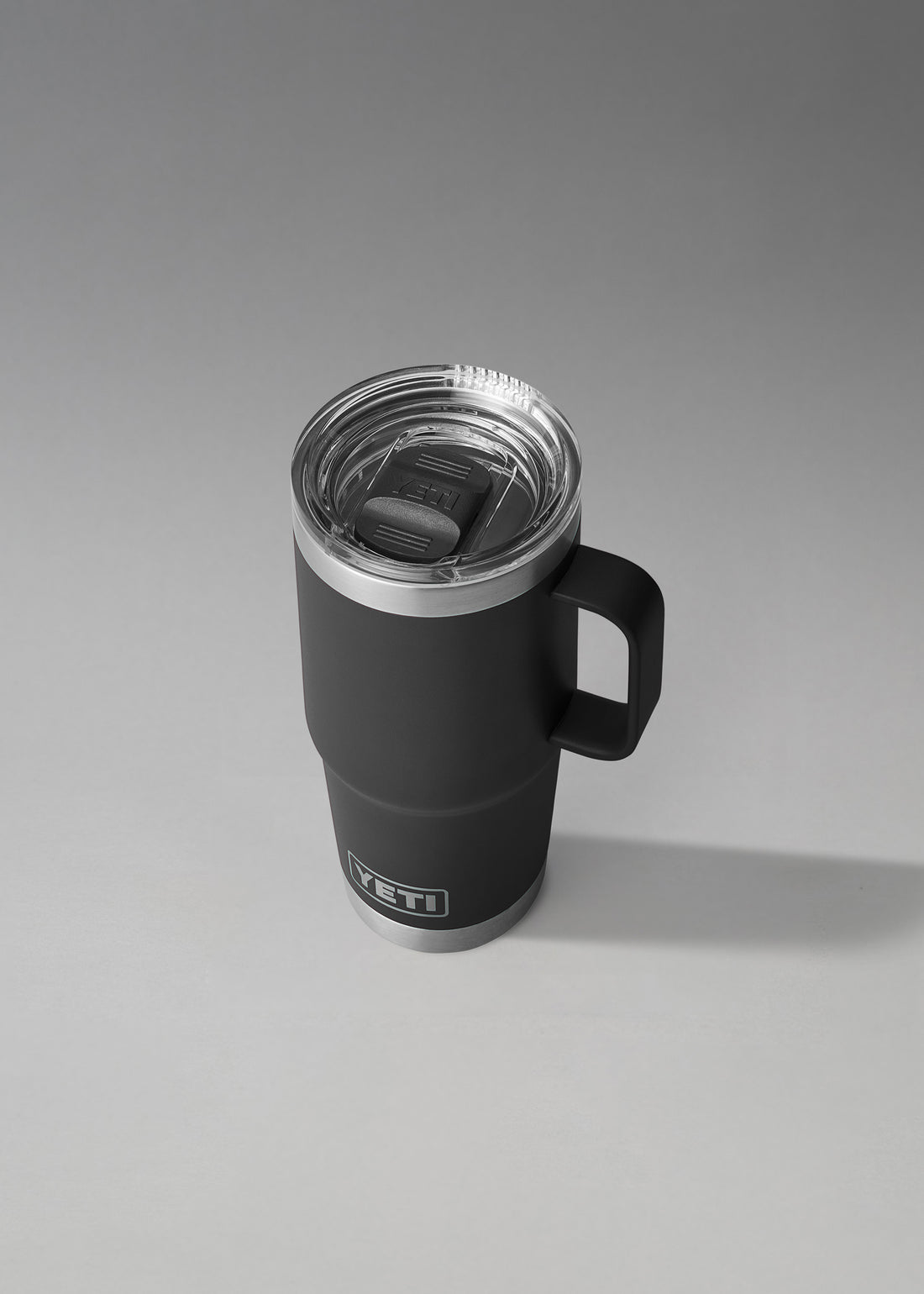 MUG DE VOYAGE - RAMBLER 20 OZ TRAVEL MUG - 591 ML - BLACK - YETI