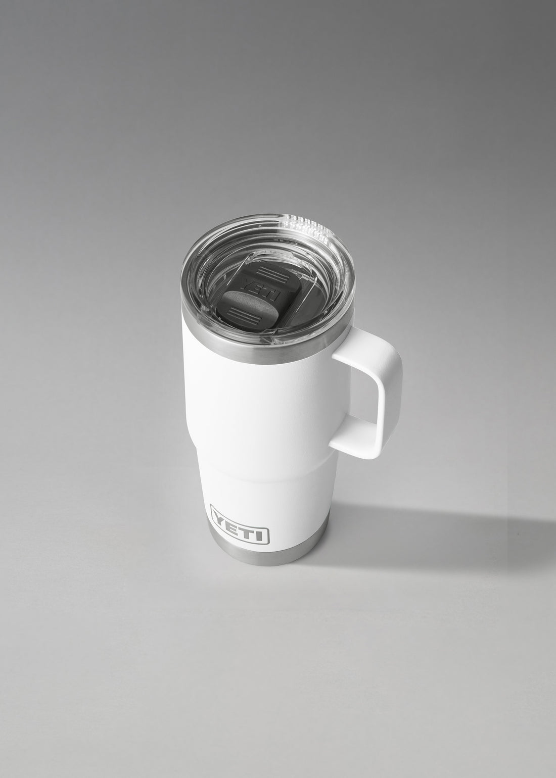 MUG DE VOYAGE - RAMBLER 20 OZ TRAVEL MUG - 591 ML - WHITE - YETI
