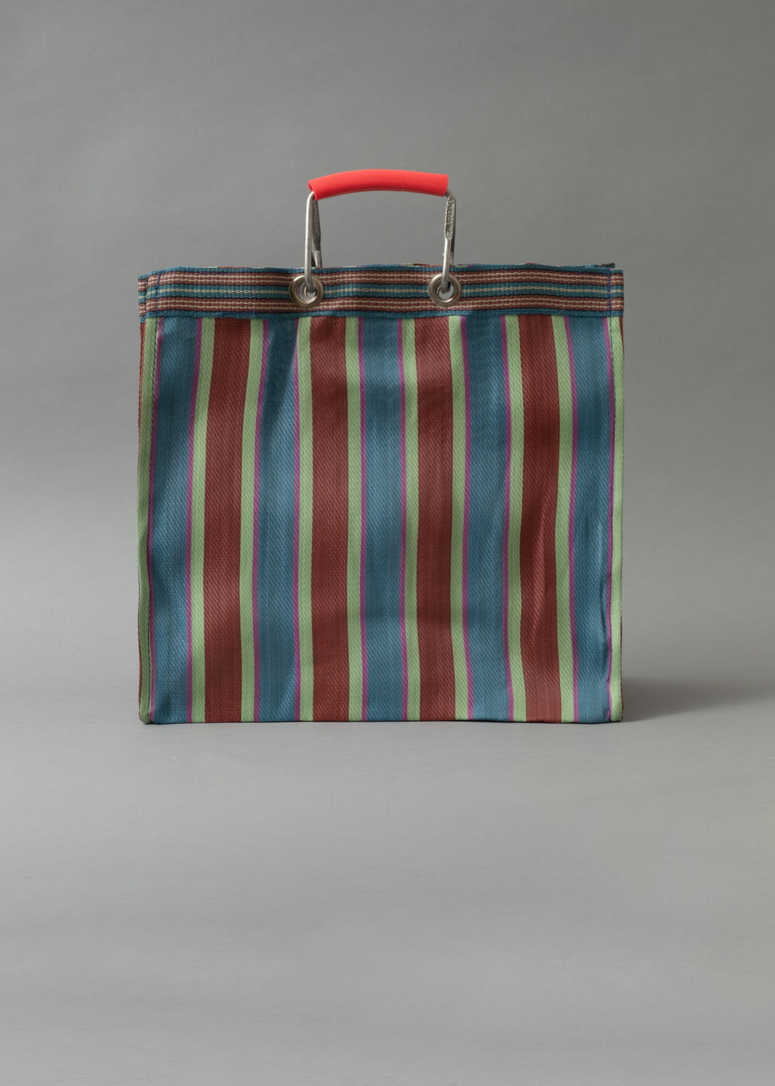 SAC TOTE RAYÉ - CARRÉ - ROUGE & BLEU - PLASTIQUE RECYCLÉ - PUEBCO