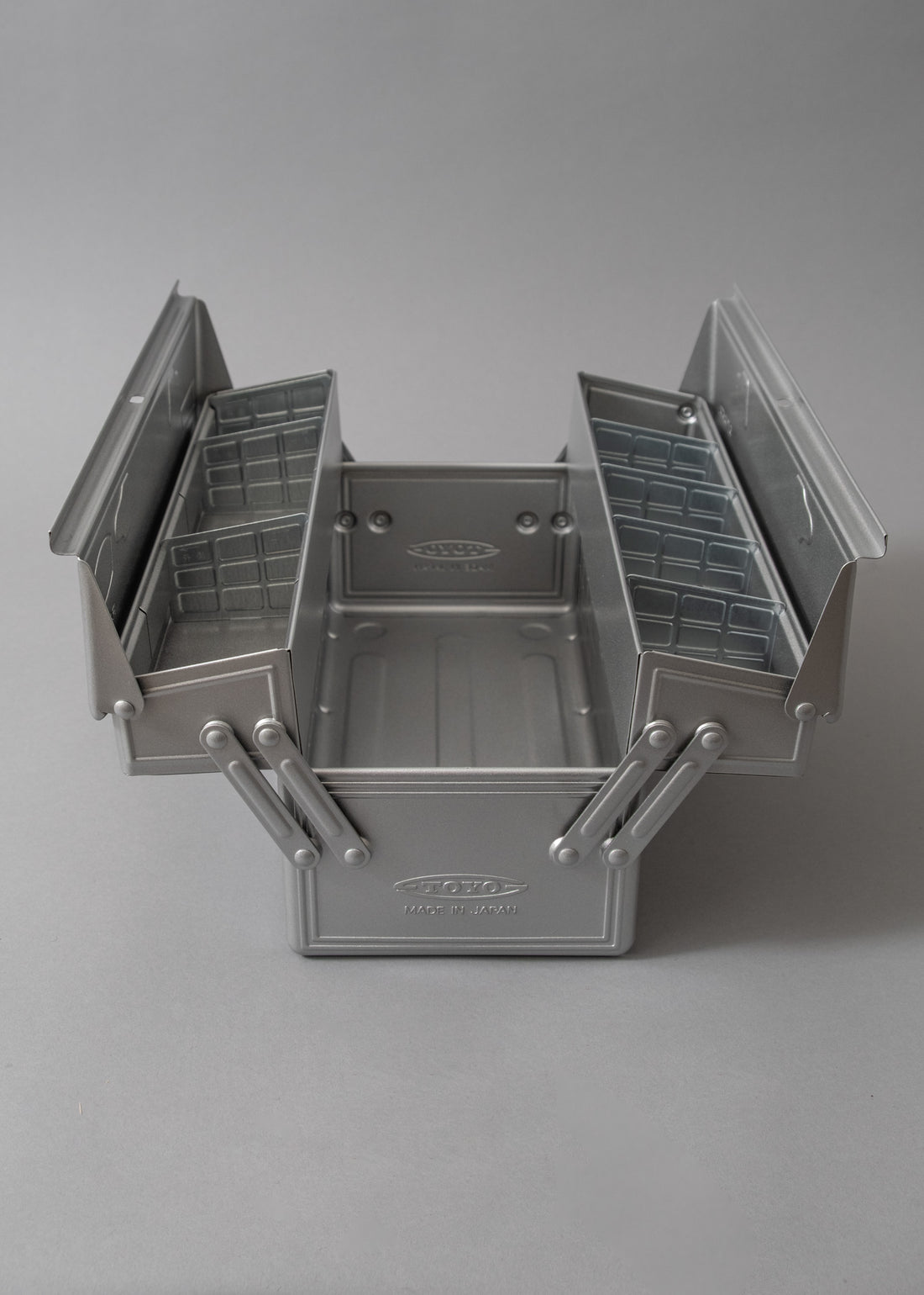 BOITE A OUTILS - ST 350 - SILVER - TOYO STEEL