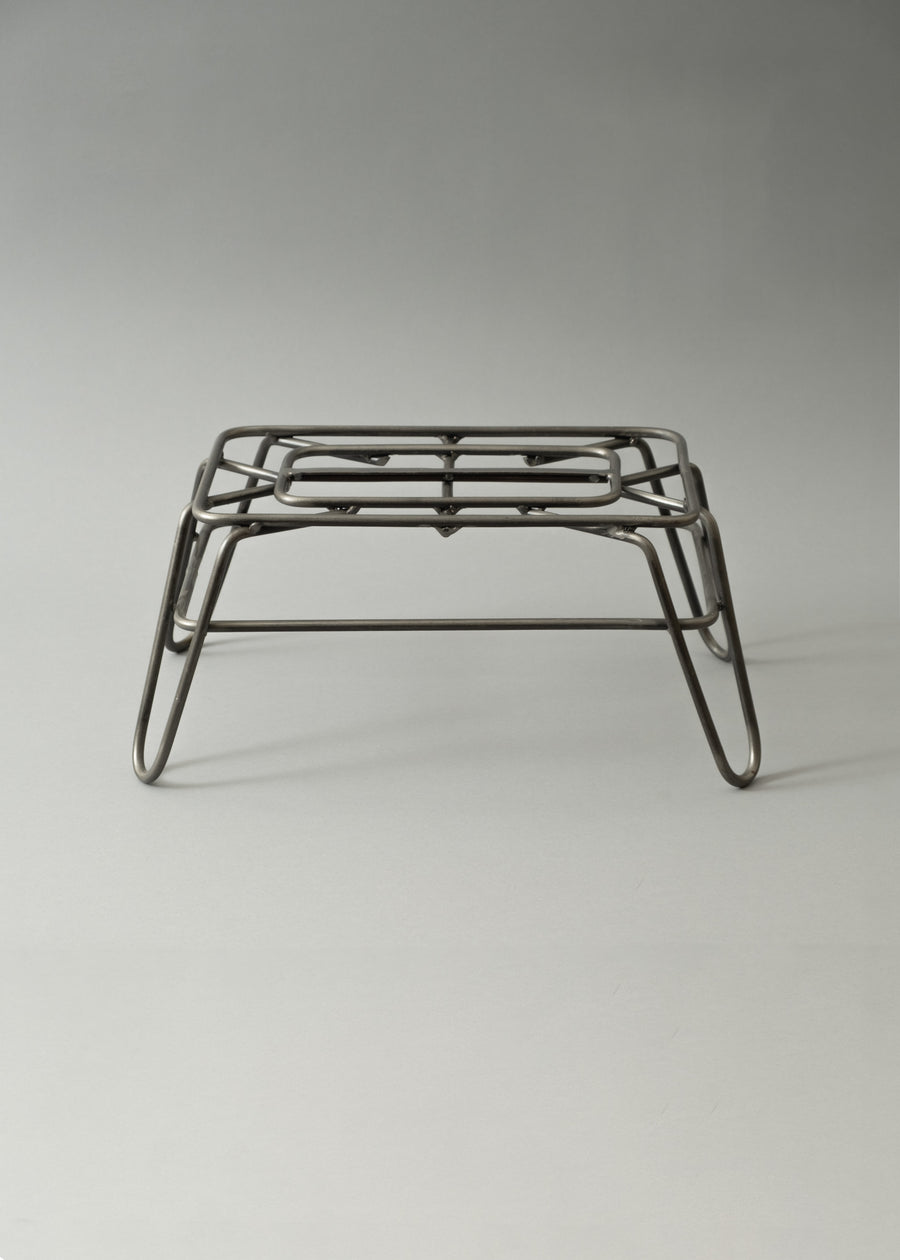 MARCHEPIED - WIRE STEP STOOL - PUEBCO