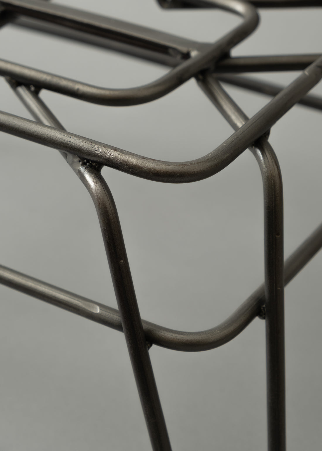 MARCHEPIED - WIRE STEP STOOL - PUEBCO