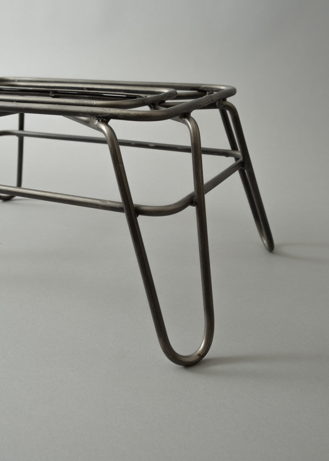 MARCHEPIED - WIRE STEP STOOL - PUEBCO