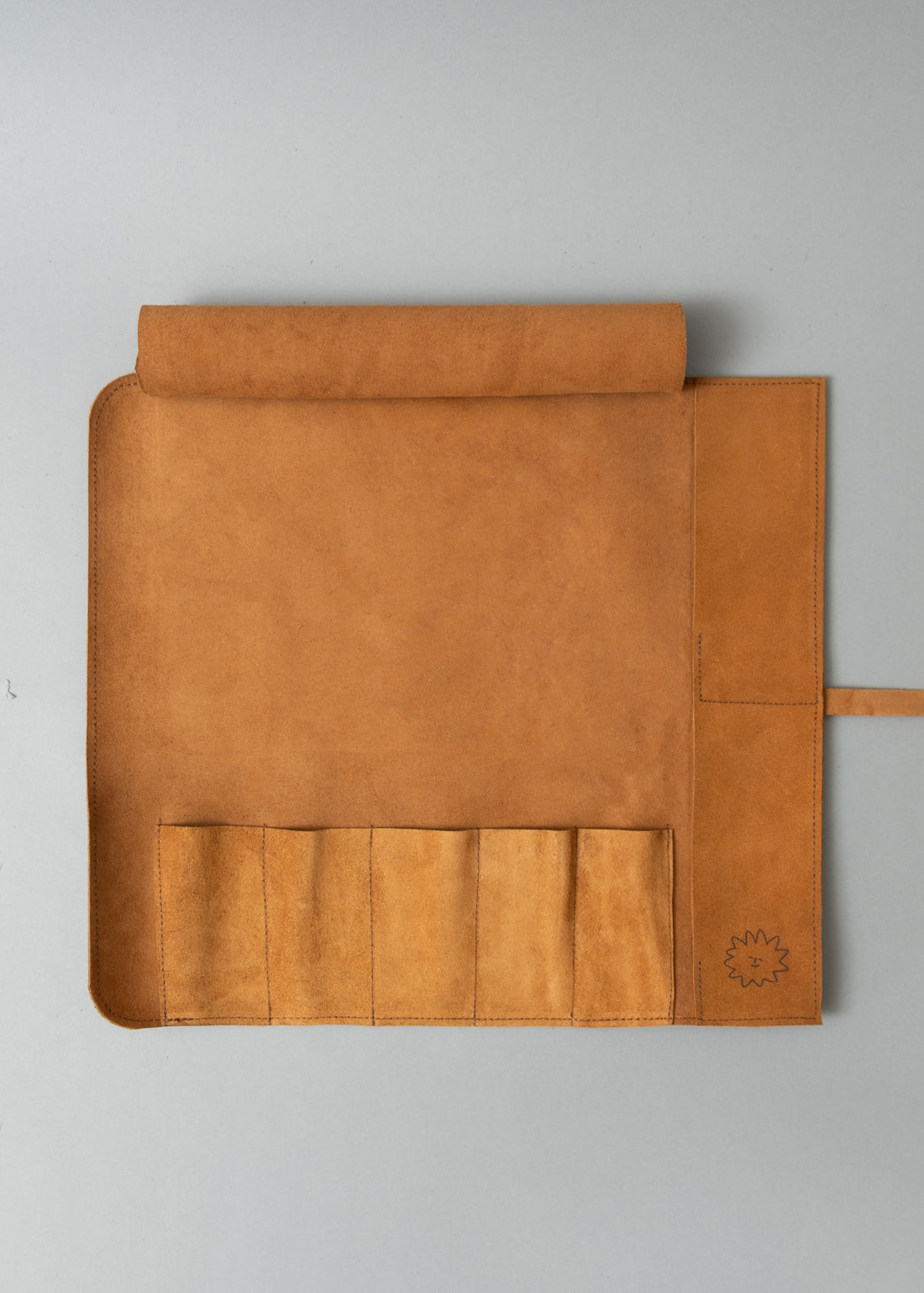 TROUSSE À COUTEAUX - CROUTE DE CUIR - MAGASIN VIVANT!